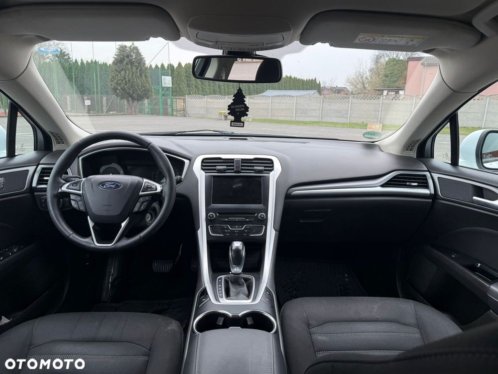 Ford Mondeo 2.0 TDCi Titanium PowerShift - 9
