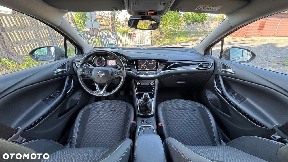 Opel Astra 1.4 T Enjoy S&S - 13