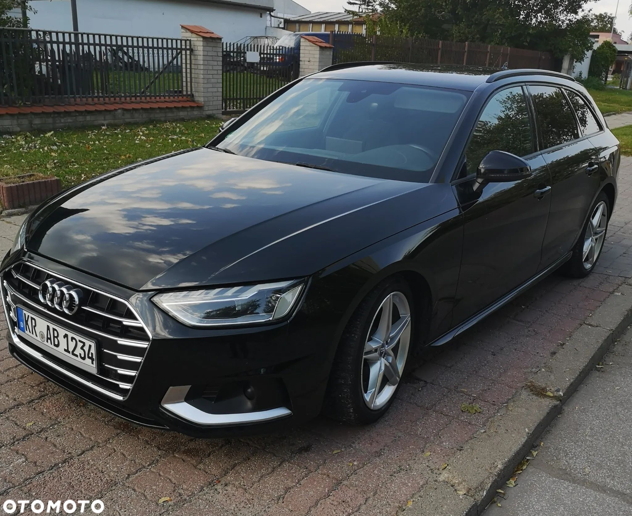 Audi A4 - 1