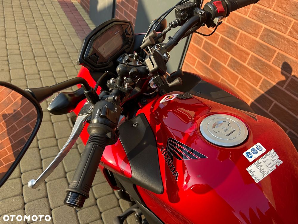 Honda CBF - 4