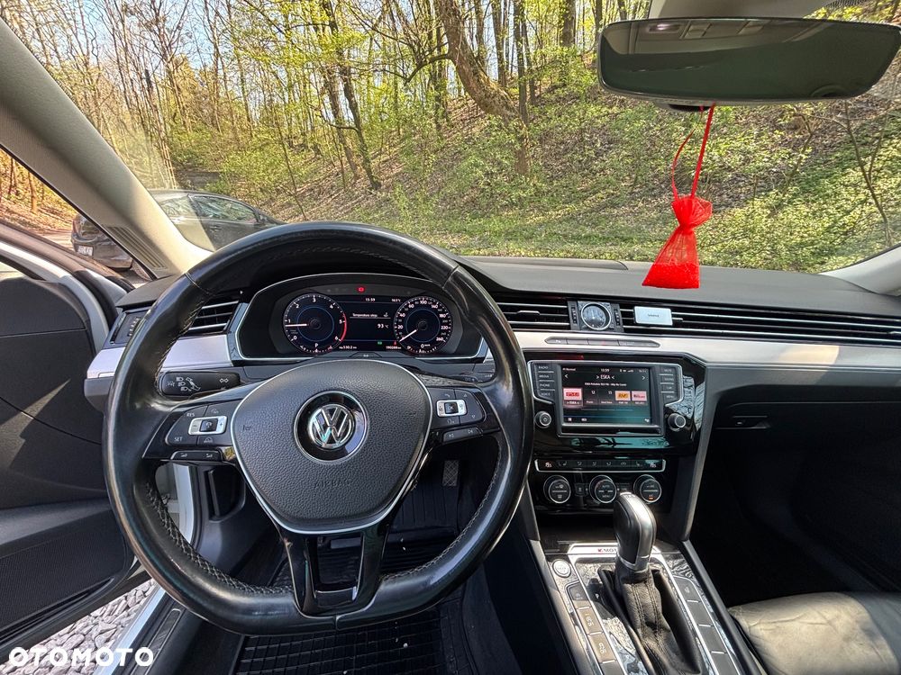 Volkswagen Passat 2.0 TDI BMT 4Mot Highline DSG - 8