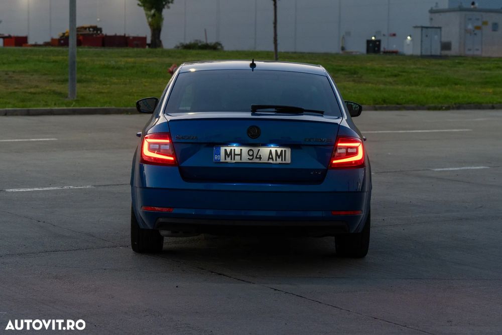 Skoda Octavia 2.0 TDI 4X4 DSG L&K - 6