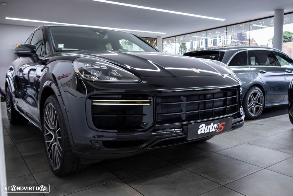 Porsche Cayenne Coupé Turbo S E-Hybrid - 7
