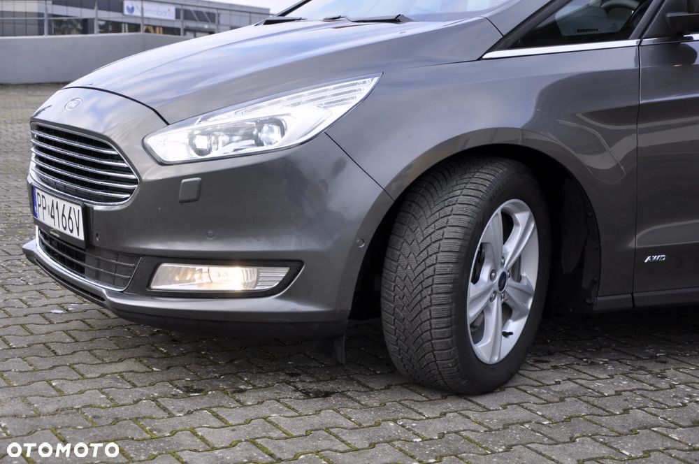 Ford Galaxy 2.0 TDCi 4WD Titanium PowerShift - 38