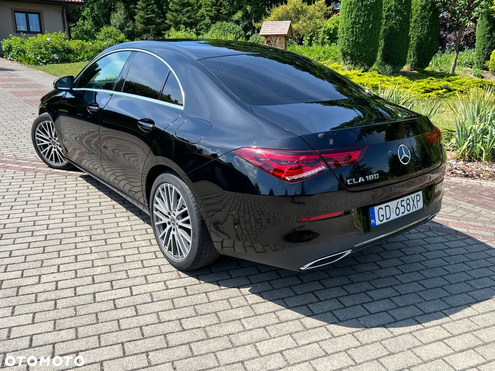 Mercedes-Benz CLA 180 Progressive 7G-DCT - 2