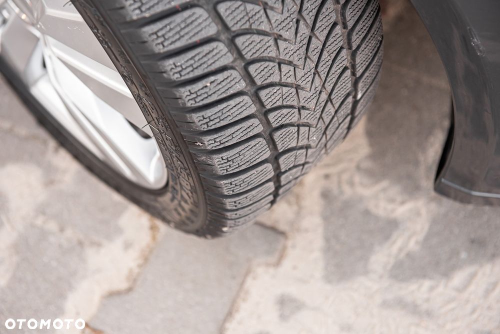 Mercedes-Benz Klasa E 350 CDI DPF BlueEFFICIENCY 7G-TRONIC Avantgarde - 30