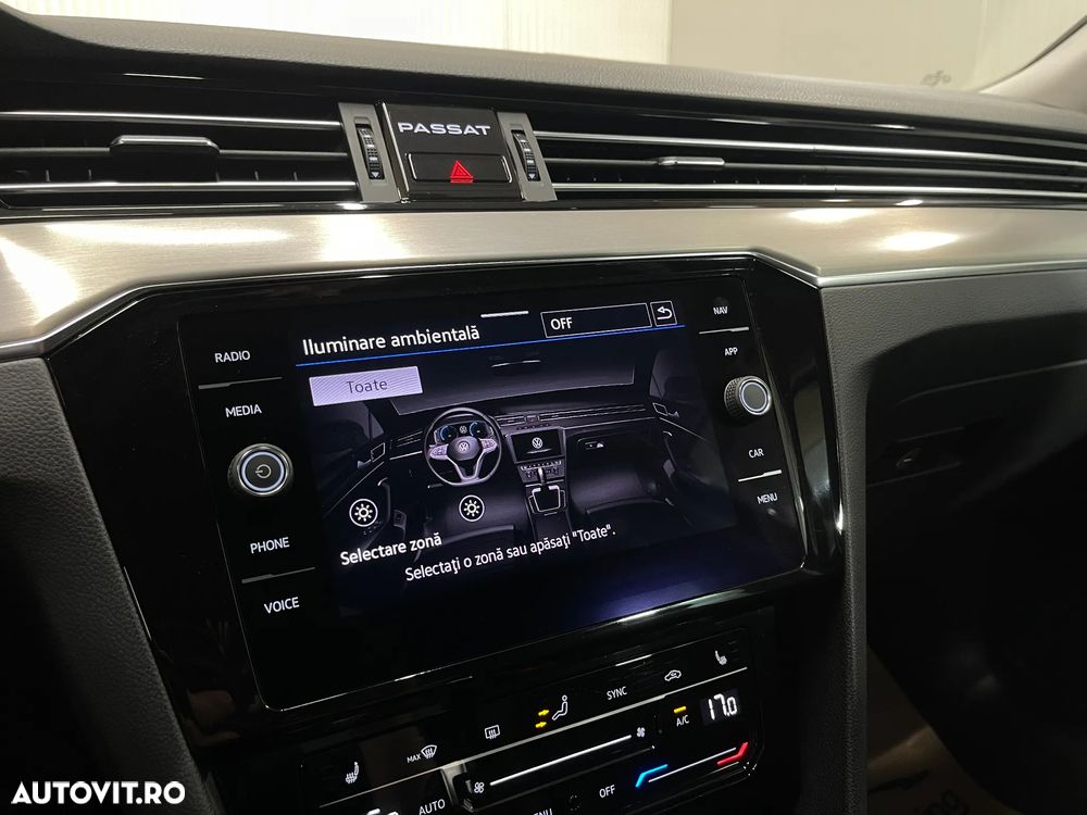 Volkswagen Passat 2.0 TDI DSG 4Mot Highline - 18