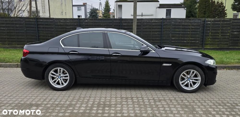 BMW Seria 5 520d - 23