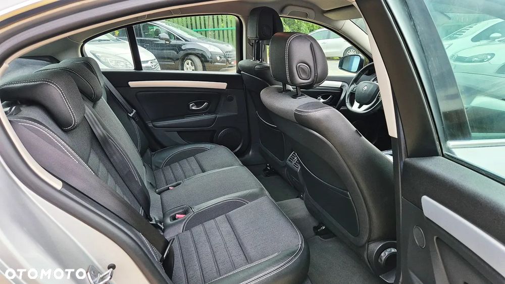 Renault Laguna 2.0 T Bose Edition - 33