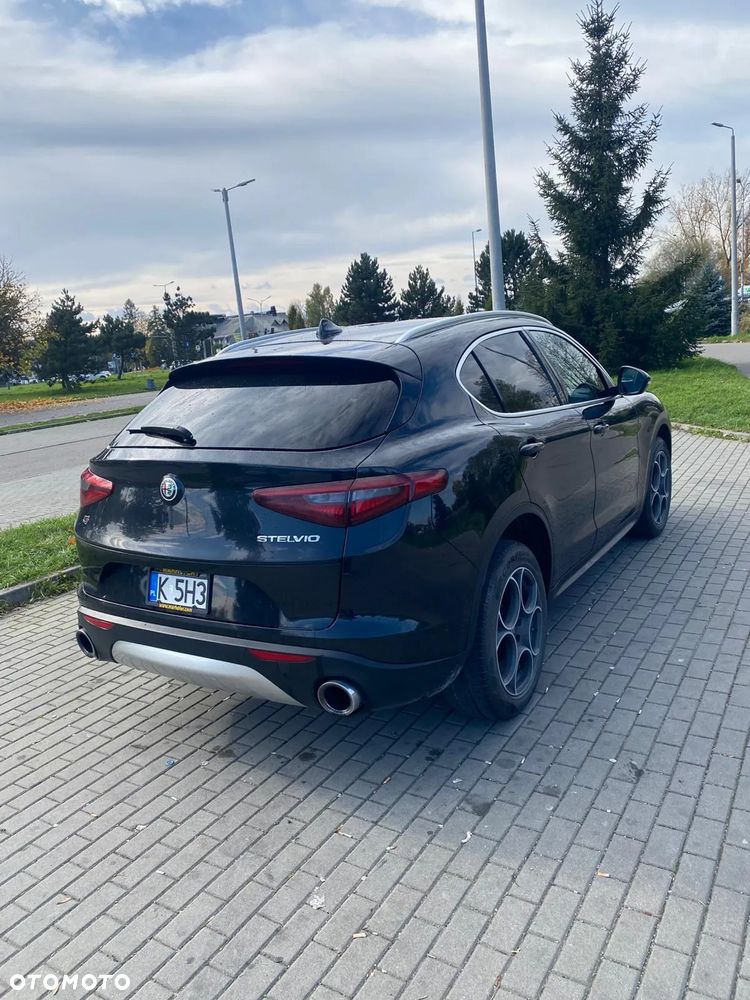 Alfa Romeo Stelvio 2.0 Turbo 16V AT8-Q4 Super - 7