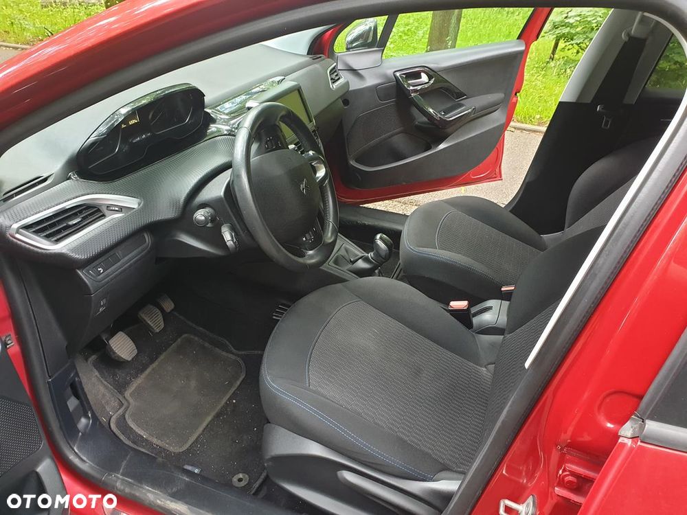 Peugeot 208 1.2 PureTech Active - 10