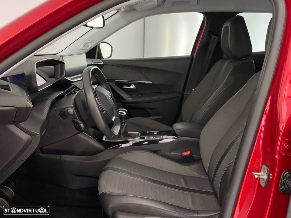 Peugeot 2008 1.2 PureTech Allure Pack - 11