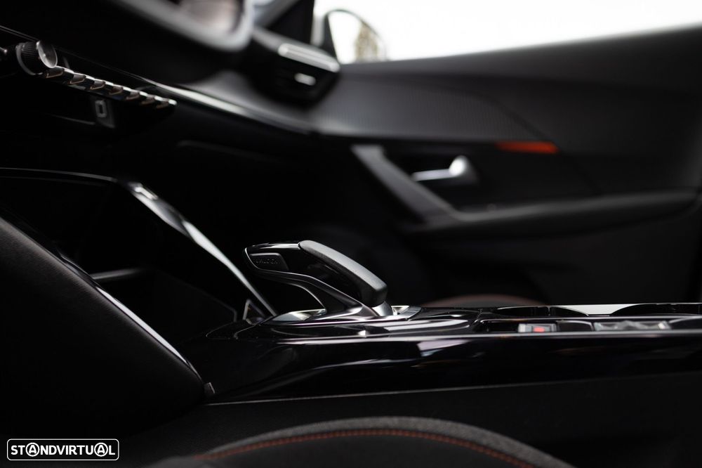 Peugeot e-2008 Active - 15