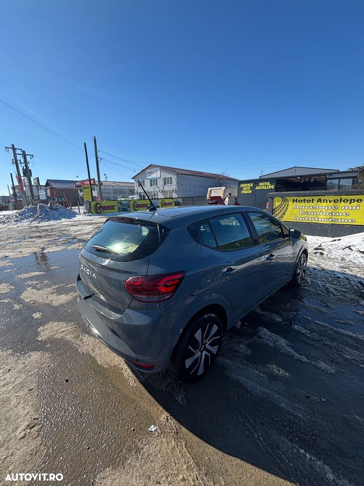 Dacia Sandero TCe 90 MT5 Expression - 5