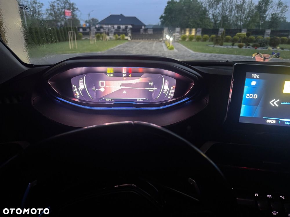 Peugeot 3008 1.5 BlueHDi Allure S&S EAT8 - 33