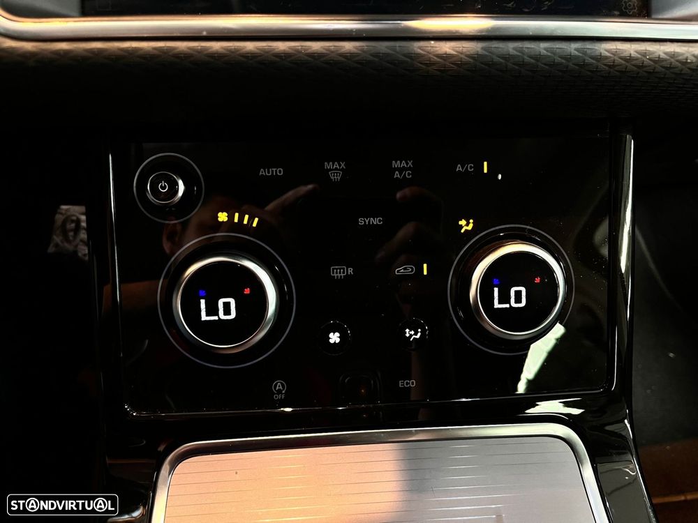 Land Rover Range Rover Evoque - 40