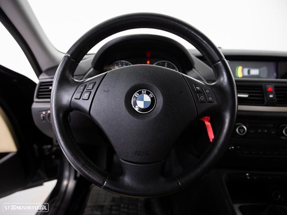 BMW X1 - 13