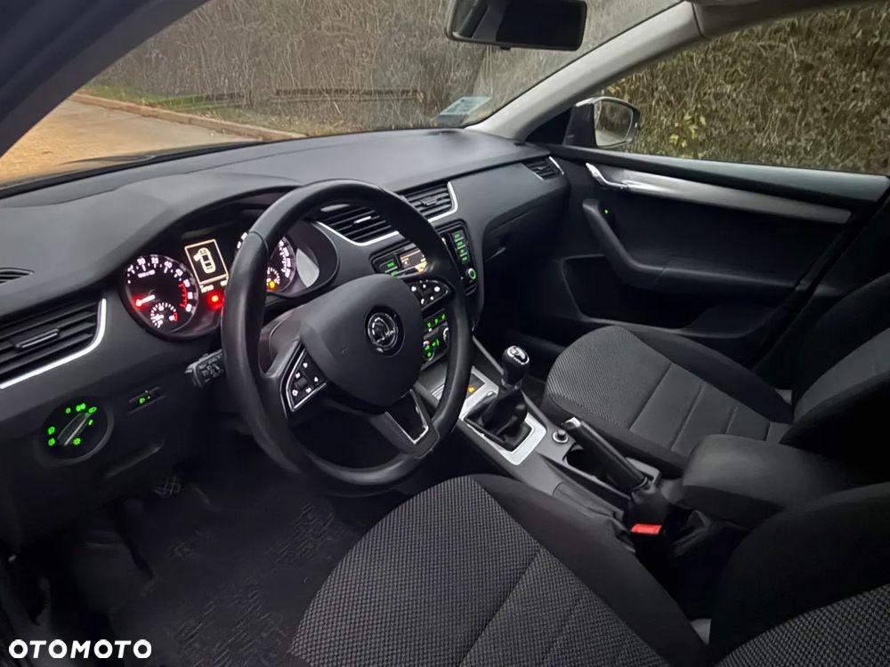 Skoda Octavia 1.6 TDI Ambition - 9