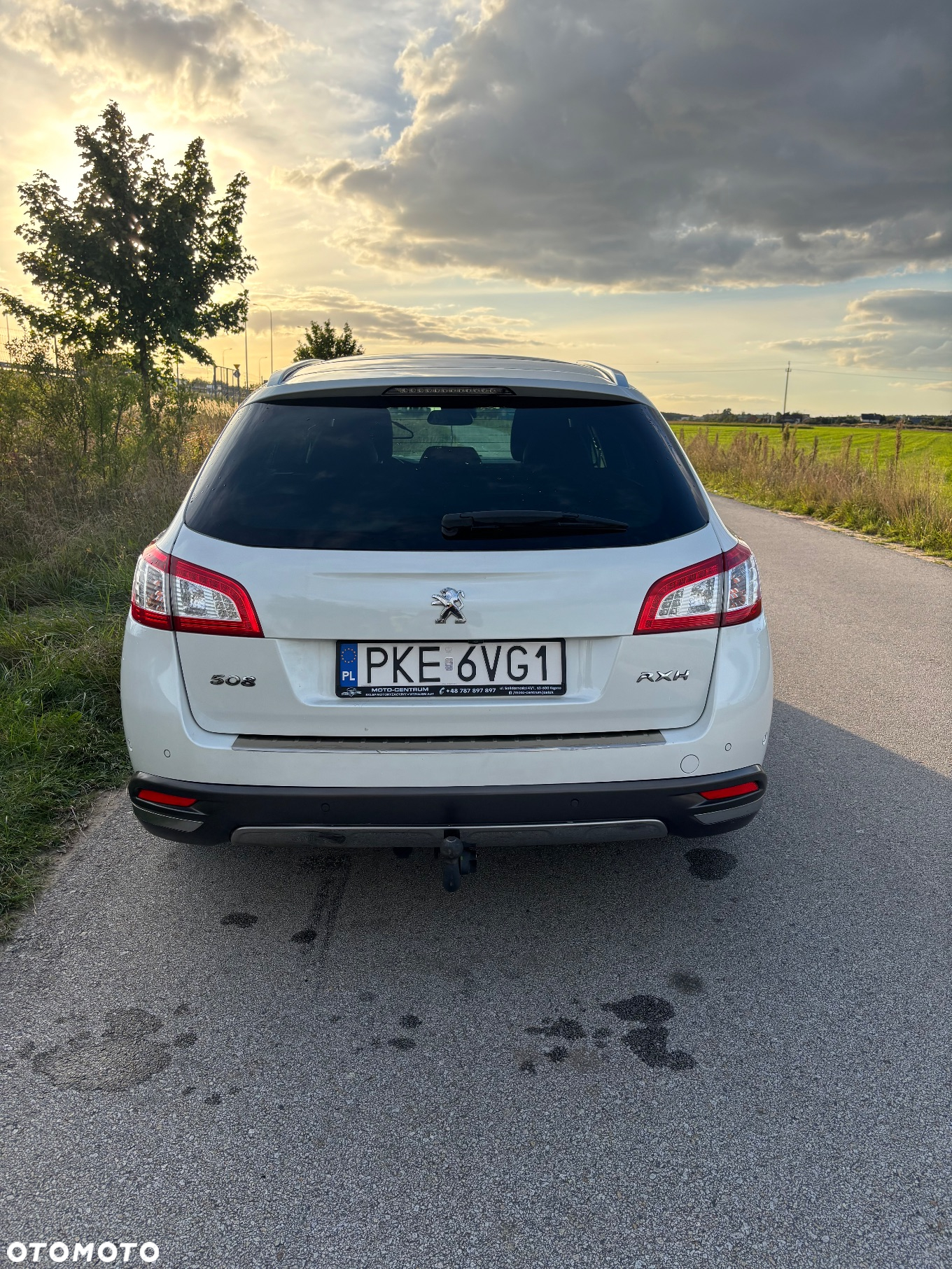 Peugeot 508 RXH Hybrid4 - 9