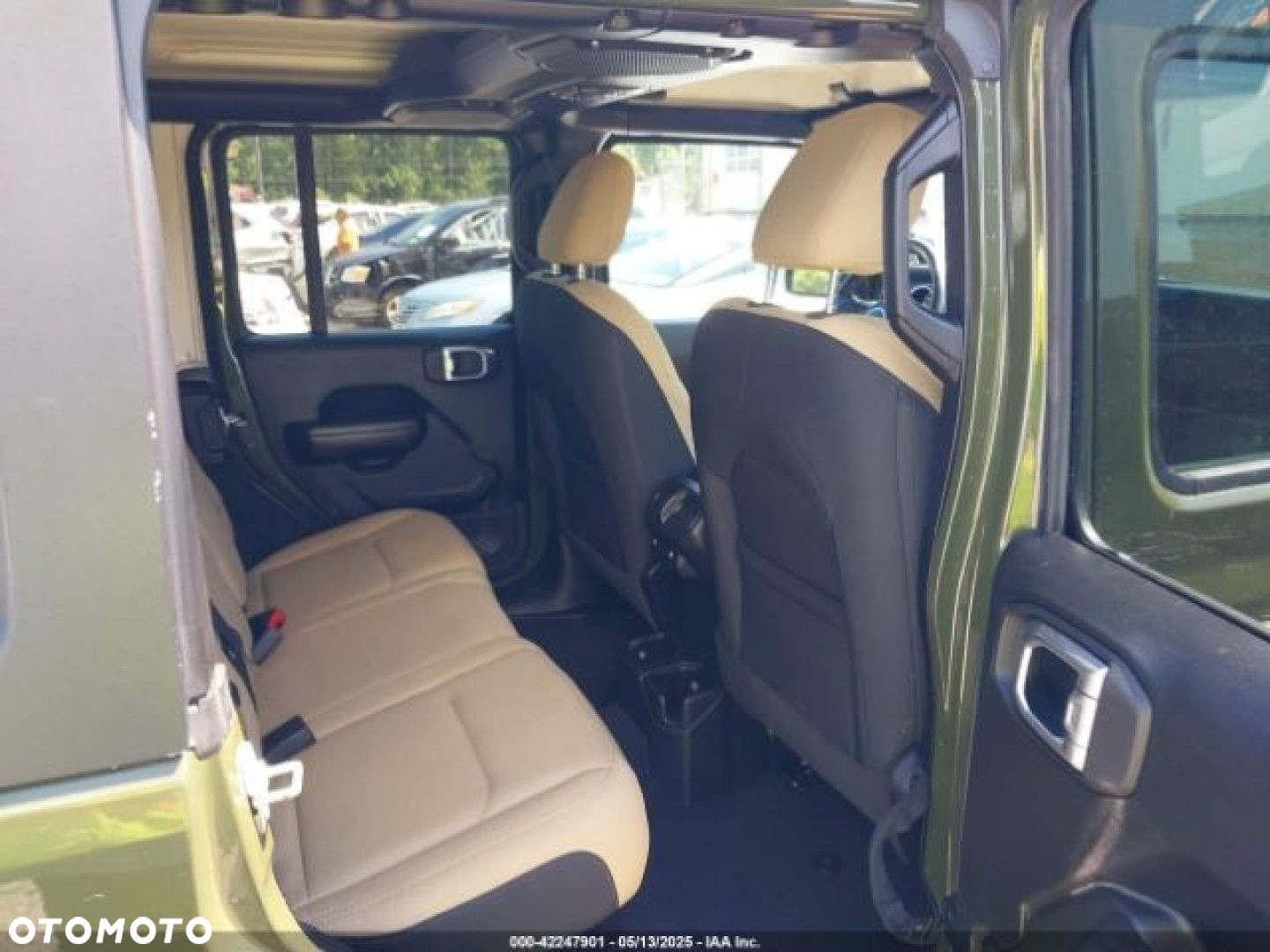 Jeep Wrangler - 10