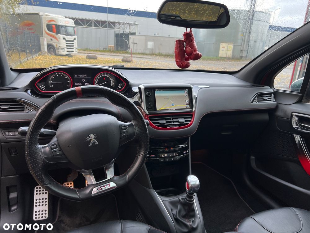 Peugeot 208 1.6 THP GTi - 14