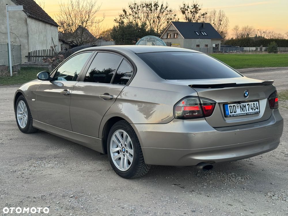 BMW Seria 3 320i Edition Exclusive - 5