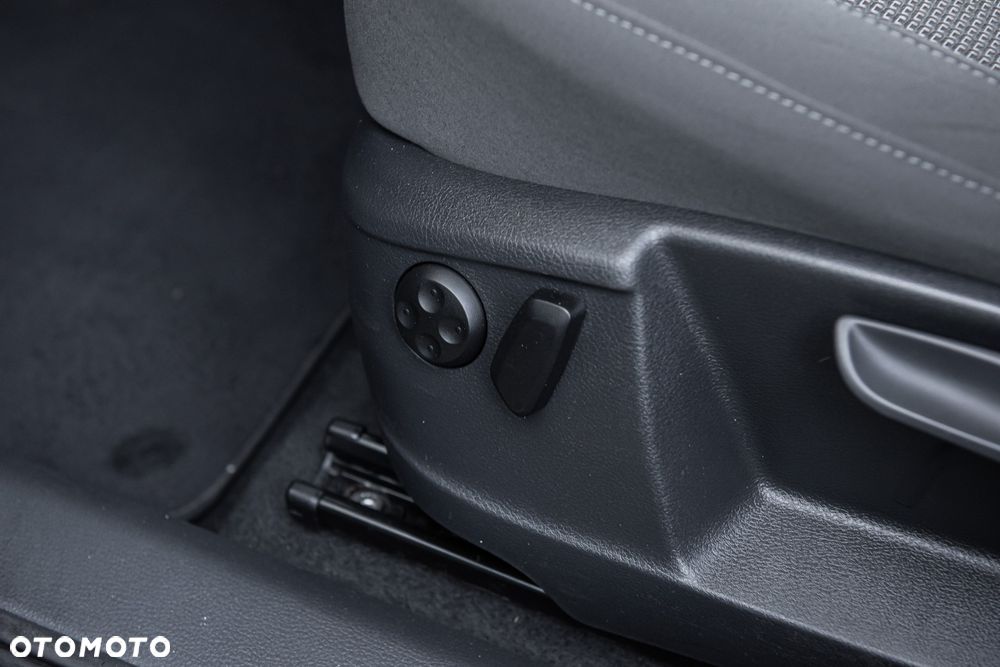 Volkswagen Sharan - 19