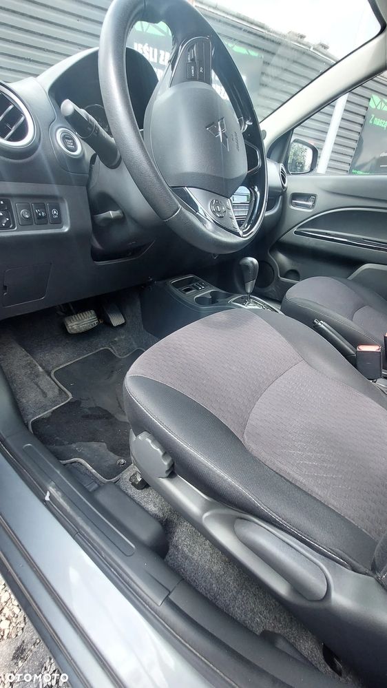 Mitsubishi Space Star 1.2 AS&G Invite CVT - 16