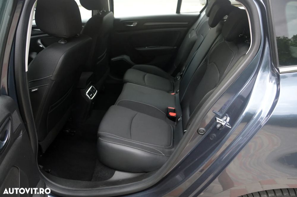 Renault Megane BLUE dCi 115 BUSINESS EDITION - 6