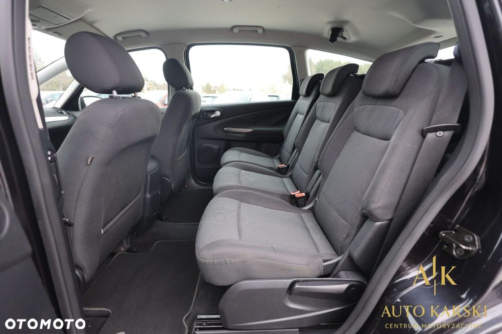 Ford S-Max - 28
