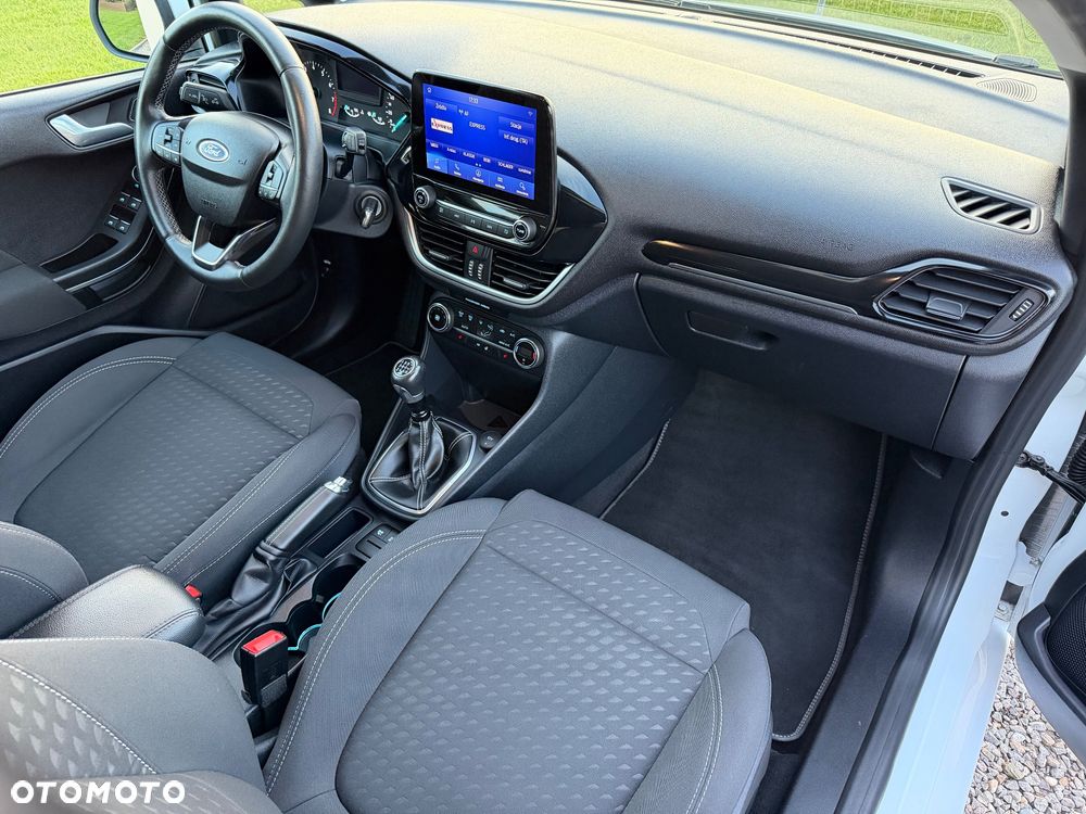 Ford Fiesta 1.0 EcoBoost S&S TITANIUM - 10