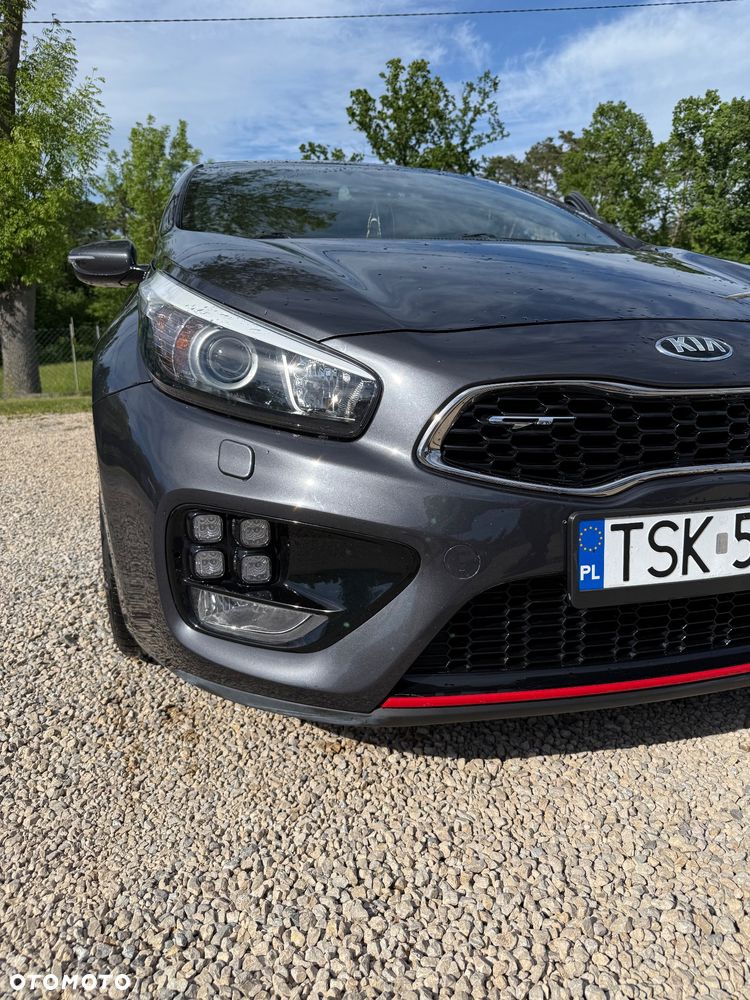 Kia Ceed 1.6 T-GDI GT - 5