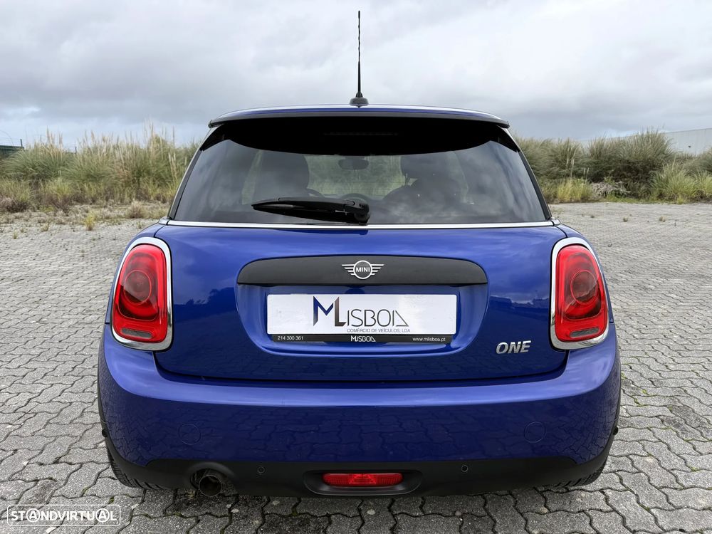 MINI 3 Portas One Auto - 11