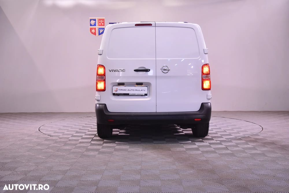 Opel Vivaro - 4