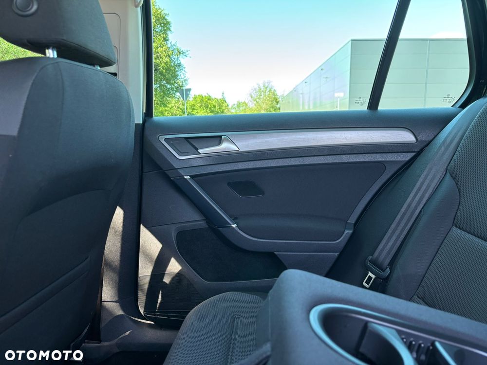 Volkswagen Golf 1.4 TSI Style - 33