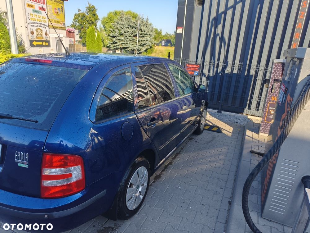 Skoda Fabia - 6