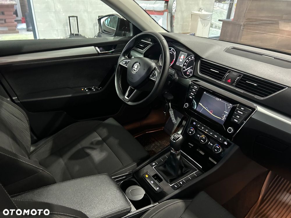 Skoda Superb 1.6 TDI GreenLine - 29