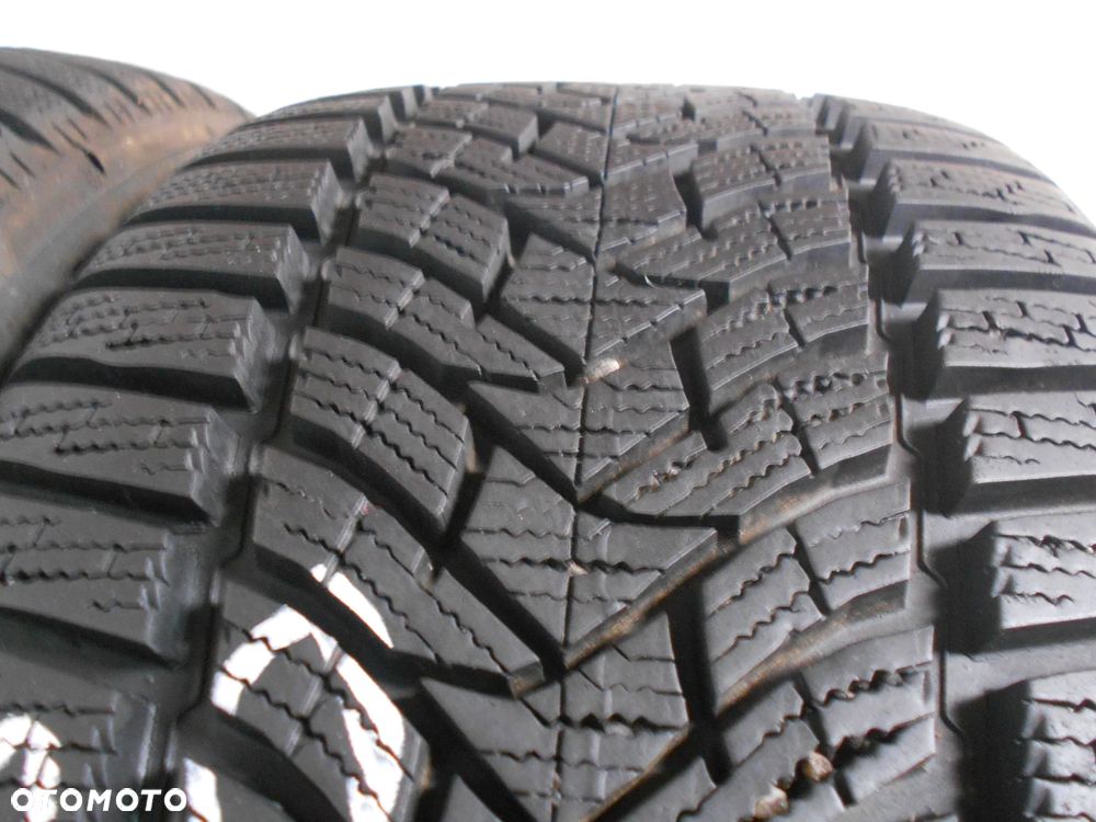 OPONY 225/40R18 DUNLOP WINTER SPORT 5 DOT 2423 9MM - 4