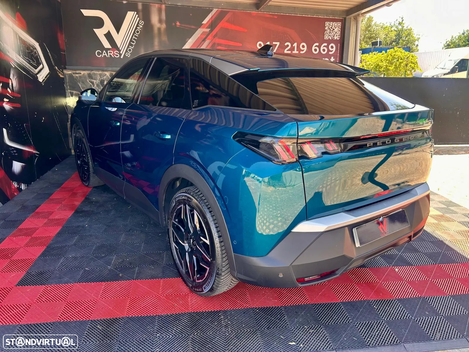 Peugeot 3008 1.2 Hybrid Allure e-DCS6 - 2