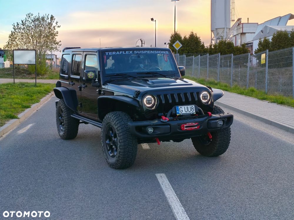 Jeep Wrangler 3.6 Unlim Sahara - 3