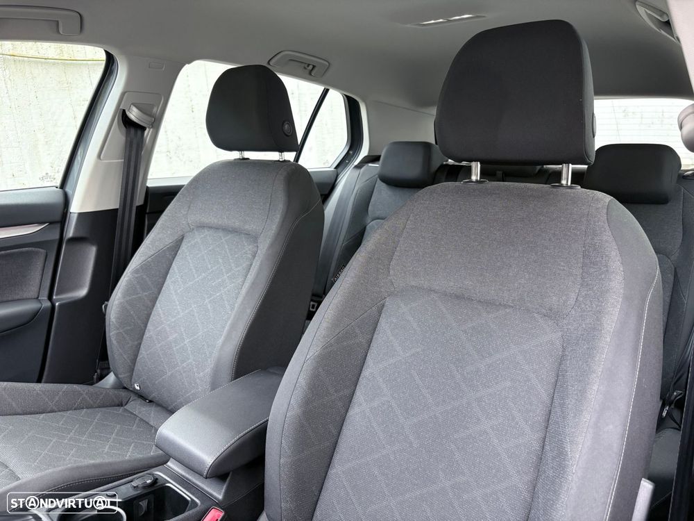 VW Golf 1.0 TSI Life - 30