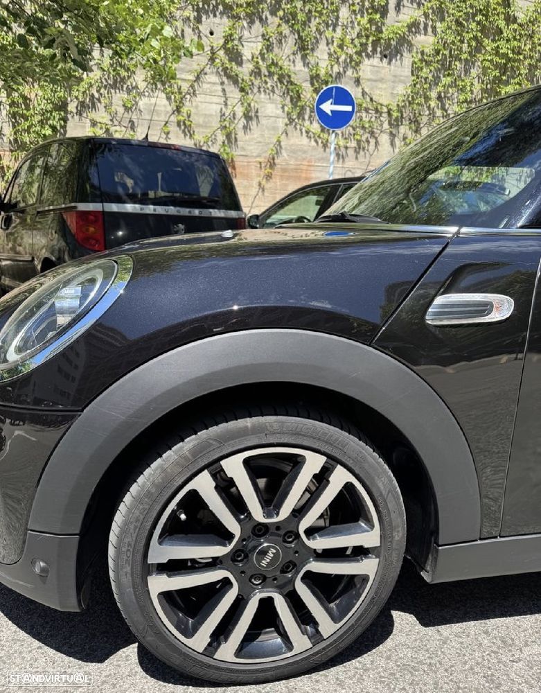 MINI 5 Portas Cooper D - 13