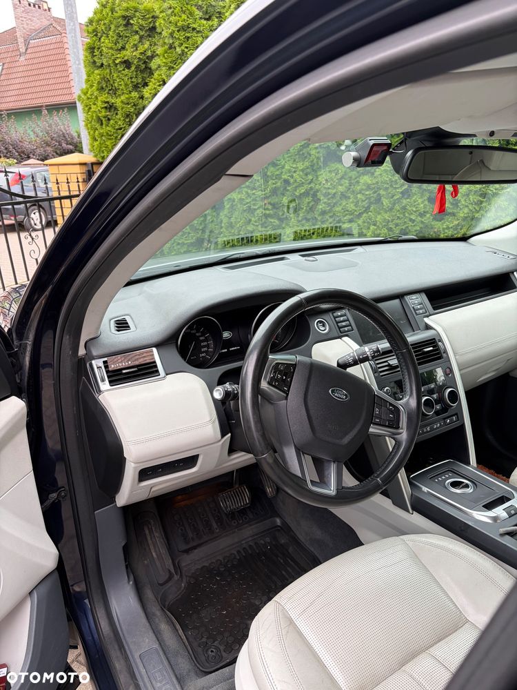 Land Rover Discovery Sport 2.0 TD4 SE - 4