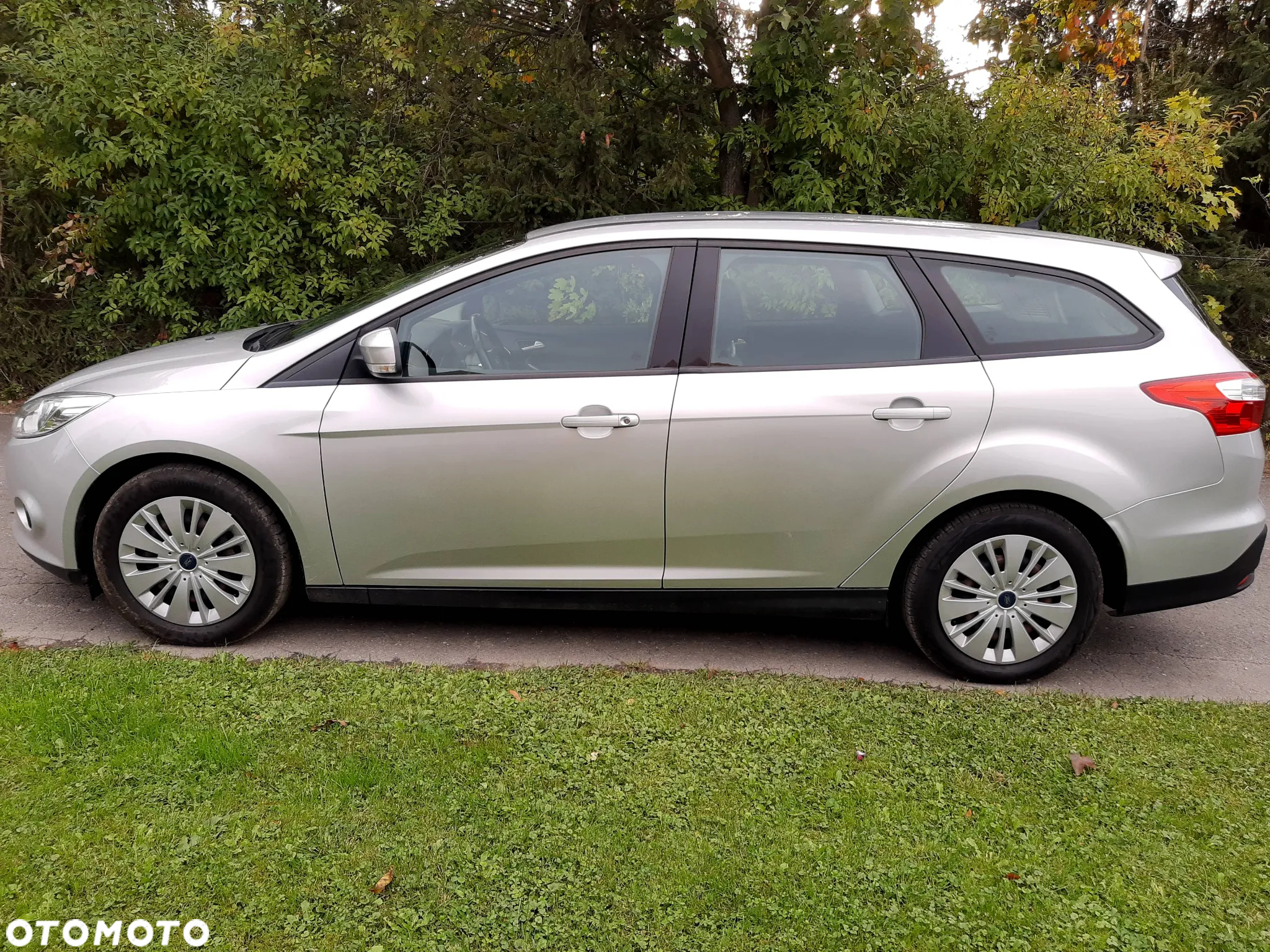 Ford Focus Turnier 1.0 EcoBoost Start-Stopp-System TREND - 6