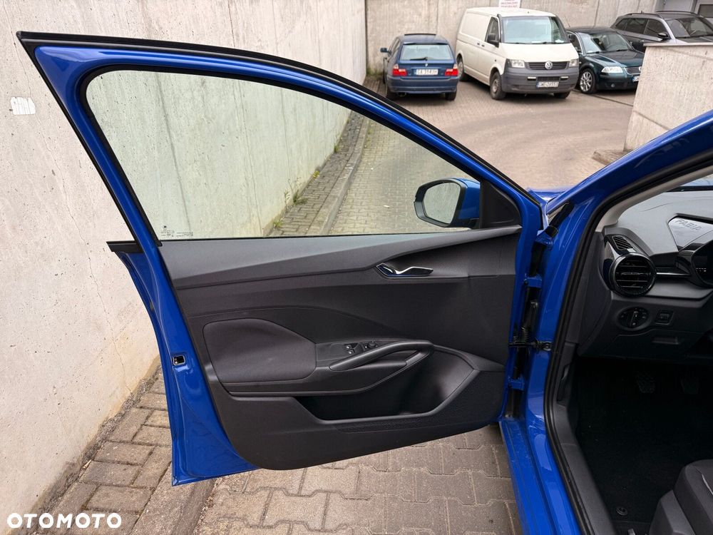 Skoda Fabia 1.0 Essence - 14