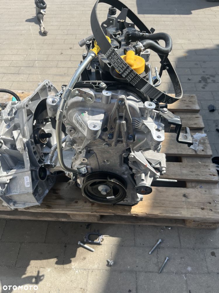 Silnik 1.0 TCE H4D 470 Renault Clio V LIFT - 3
