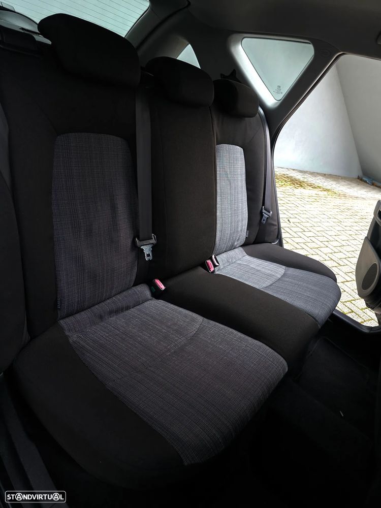 Kia Ceed SW 1.4 CVVT LX ISG - 53