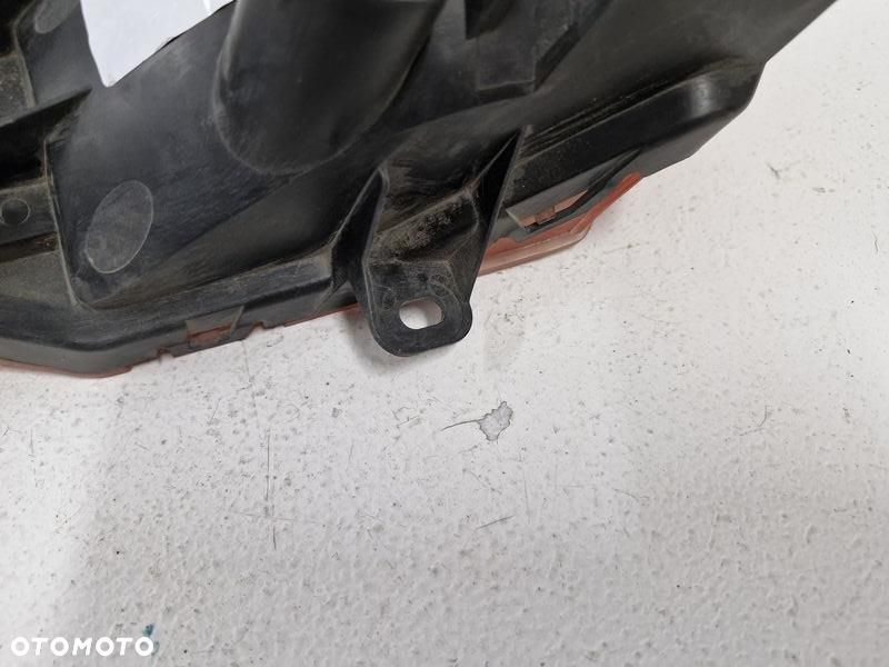 INFINITI EX30 LAMPA ŚWIATŁO PRAWY TYŁ KIERUNKOWSKAZ TYLNY - 5