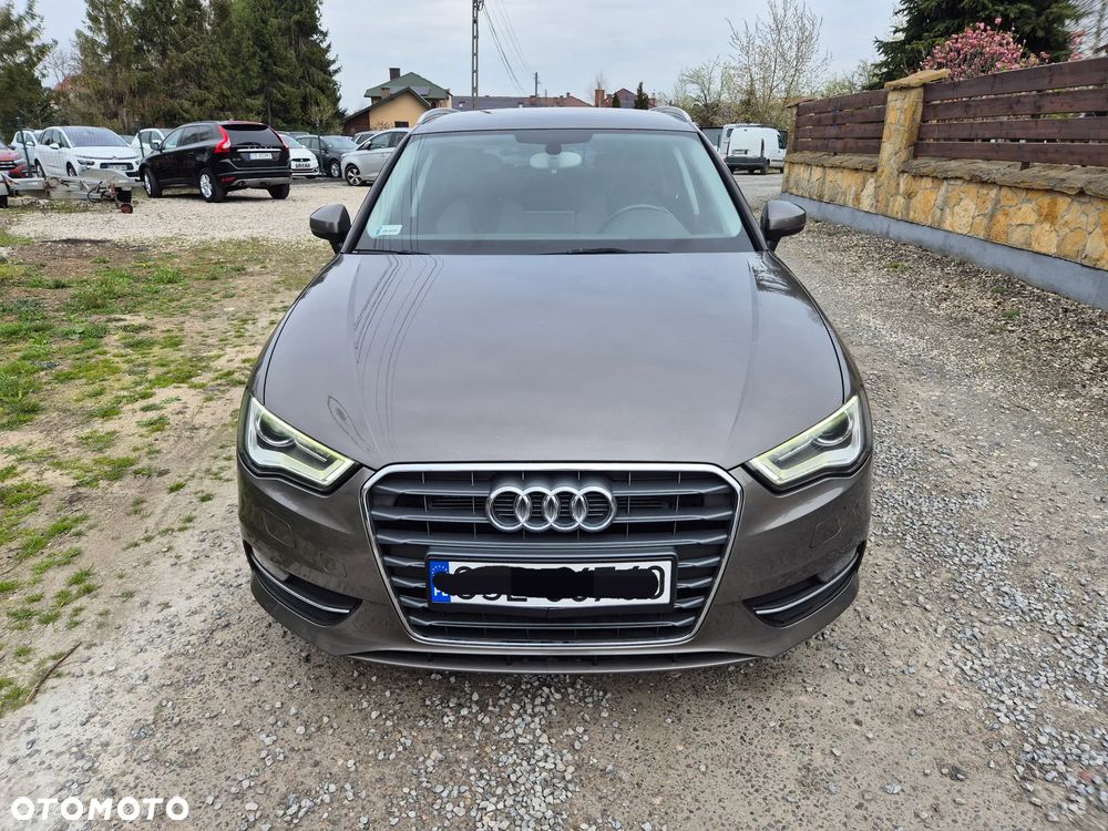 Audi A3 Sportback 1.6 TDI DPF Ambiente - 3