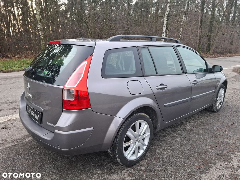 Renault Megane 1.5 dCi FAP eco - 6